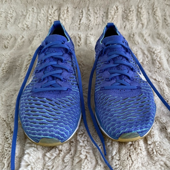 Nike Zoom Training Sneakers - Picture 3 of 12